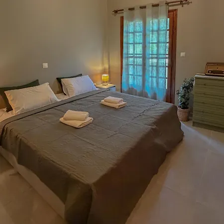Aria Seaview *